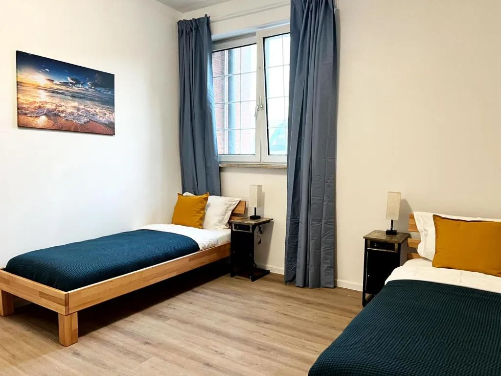Ferienwohnung & Monteurzimmer günstig in Köln & Duisburg Ferienwohnung & Monteurzimmer günstig in Köln & Duisburg